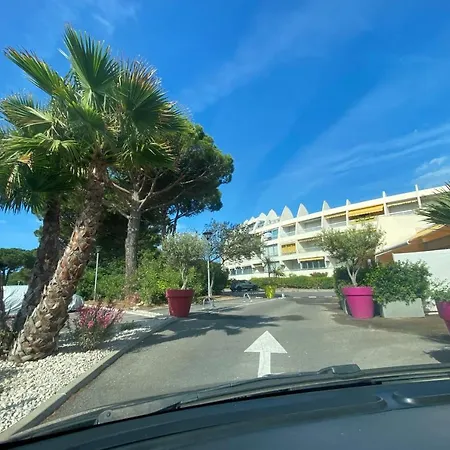 La Lagune - Terrace And Parking Apartamento